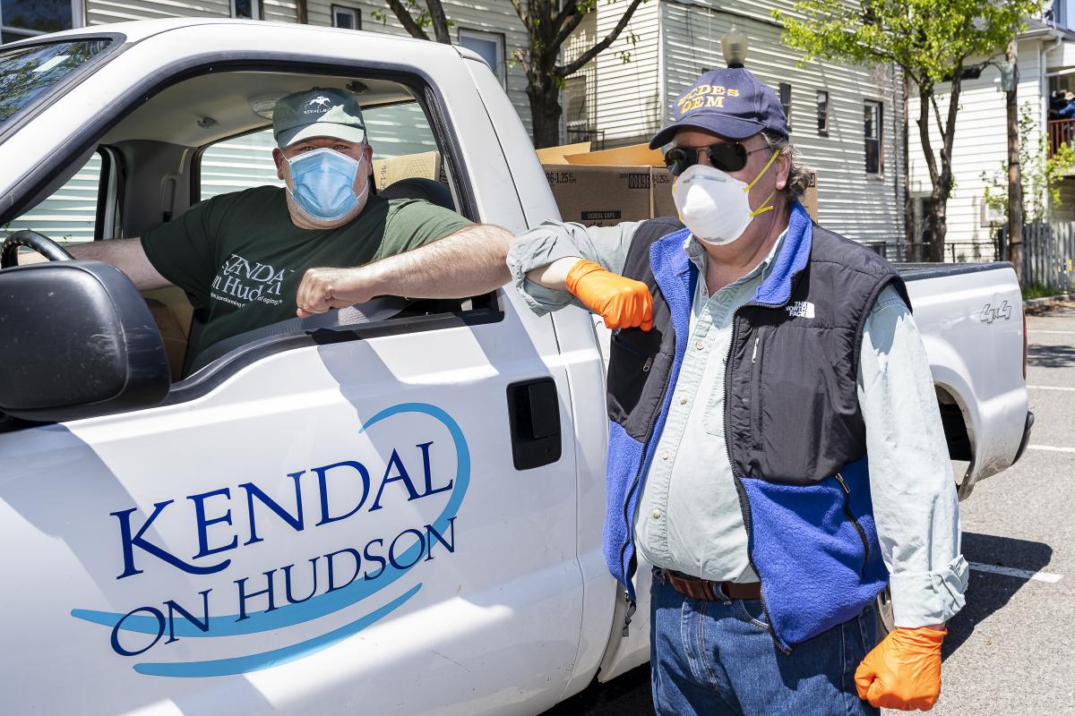 Food Drive with Senator Harckham 14