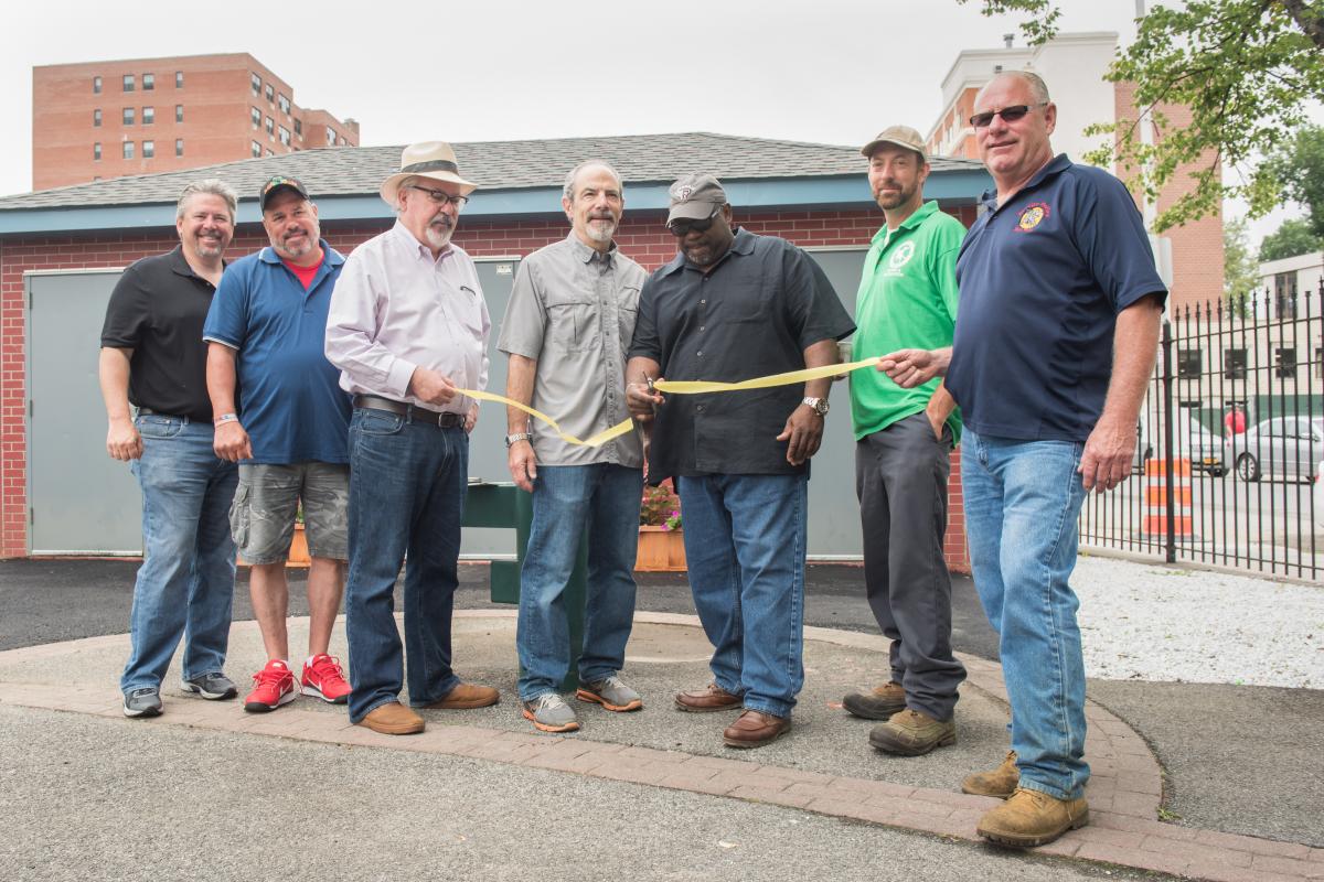 Ribbon Cutting Ceremony 02