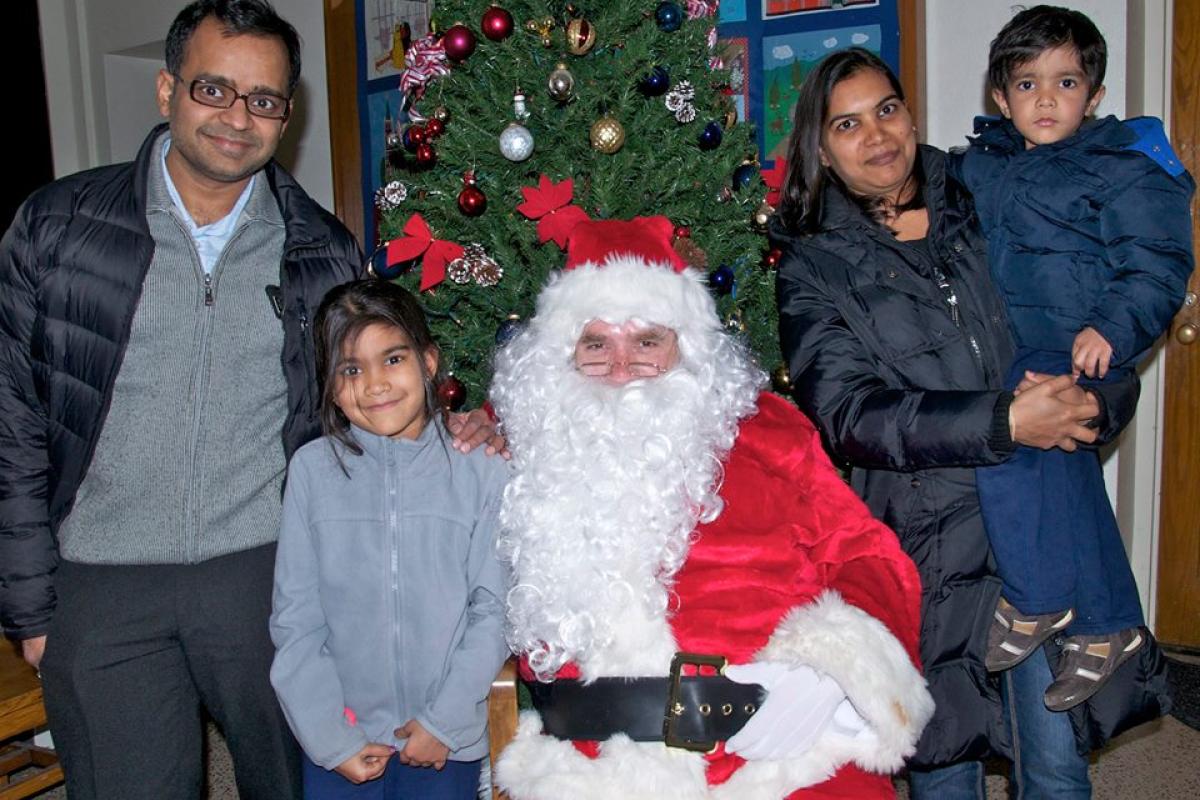 Cookies & Milk with Santa Claus! 08